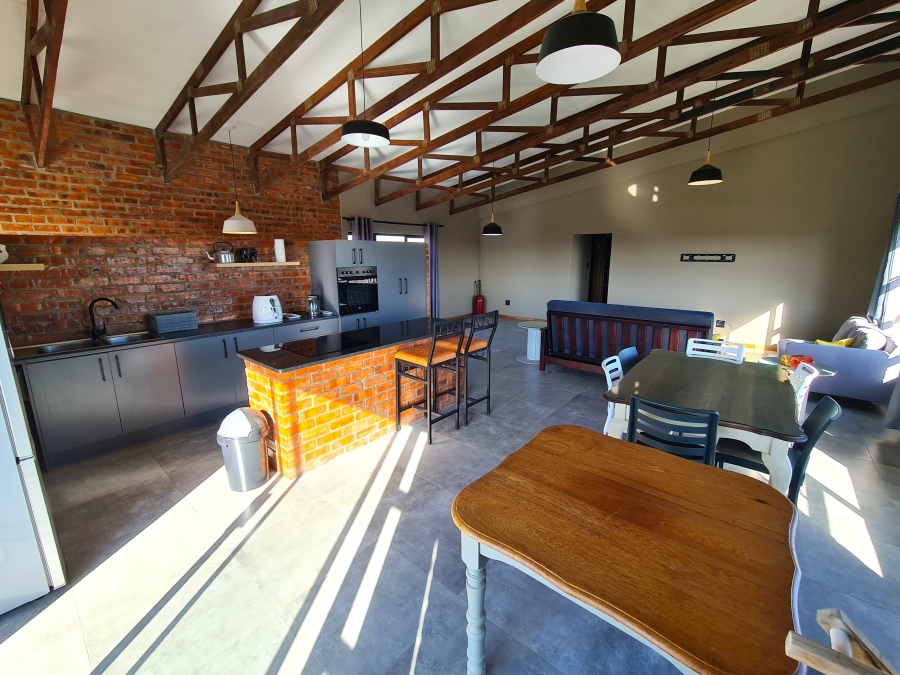 3 Bedroom Property for Sale in Paradise Beach Eastern Cape